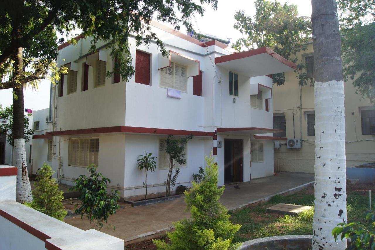 Cornerbunker Hostel Mysore Exterior photo